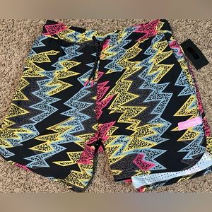 Legend Luka NWT 7” medium linerless